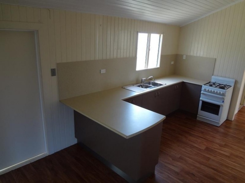 16 Bartle Street, Innisfail QLD 4860