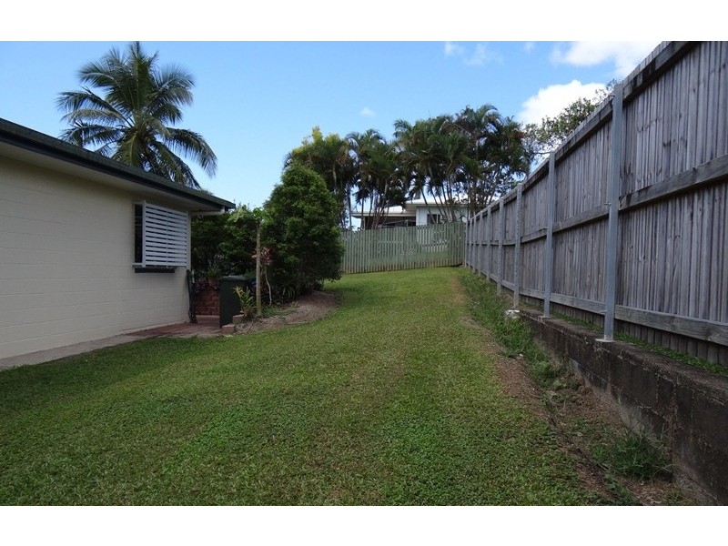 4 BEVAN CLOSE, Belvedere QLD 4860