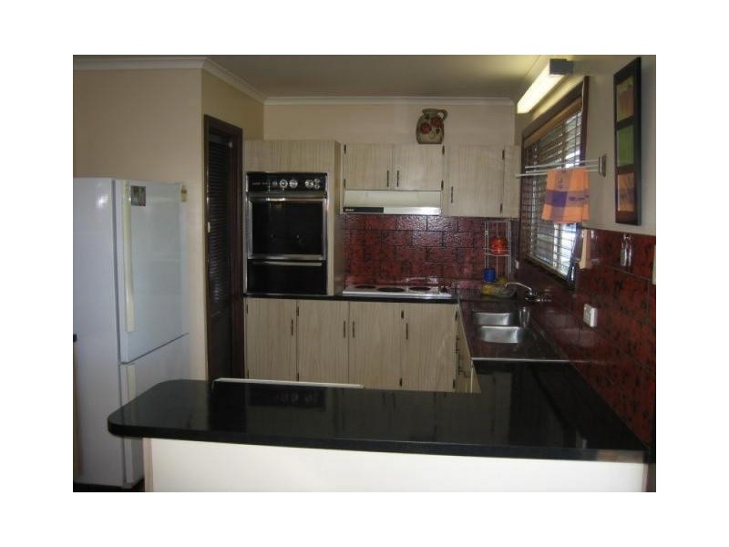 6 Carroo Close, Innisfail Estate QLD 4860
