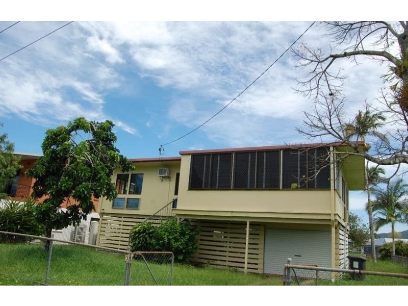 3 Mayflower Street, Innisfail Estate QLD 4860