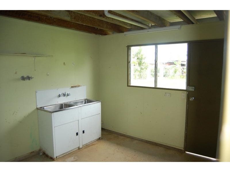 3 Mayflower Street, Innisfail Estate QLD 4860