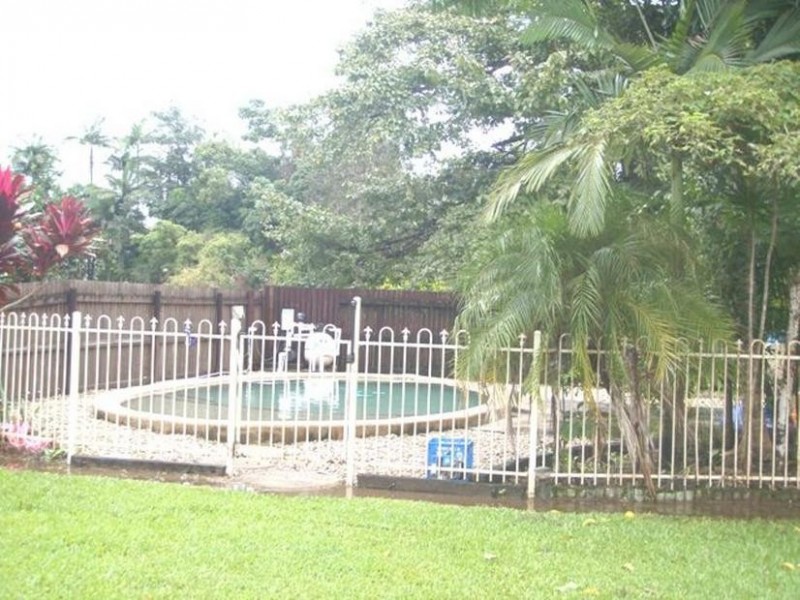 8 Oak, Innisfail QLD 4860