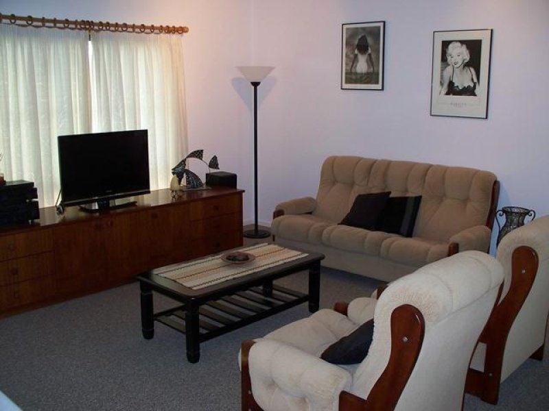 39 BELLA-VISTA Road, Belvedere QLD 4860