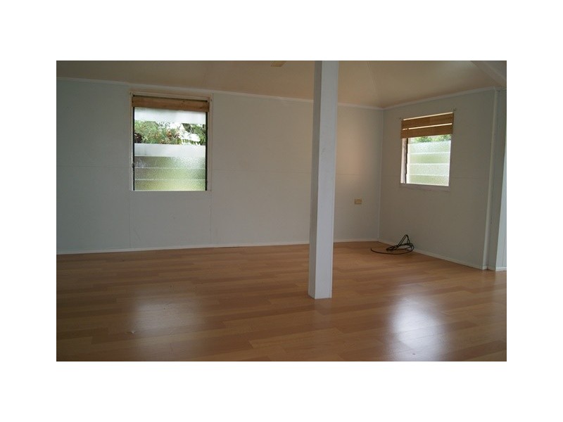58 Esplanade, East Innisfail QLD 4860