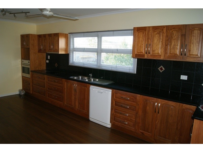 East Innisfail QLD 4860