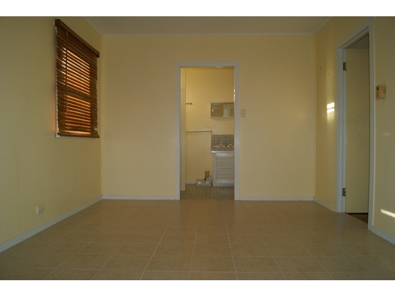 East Innisfail QLD 4860
