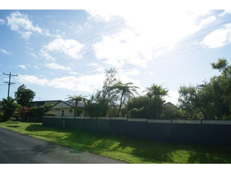 East Innisfail QLD 4860