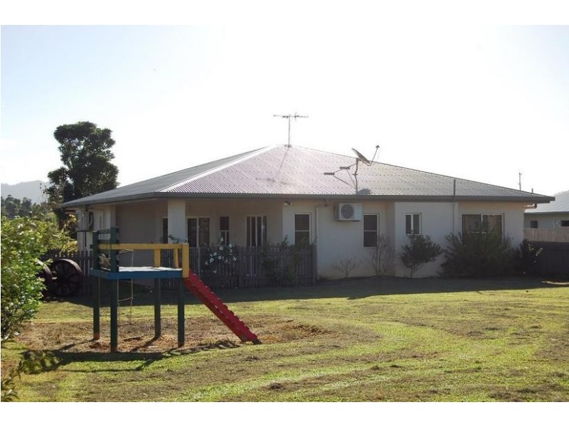 17 De Roma Close, Innisfail QLD 4860