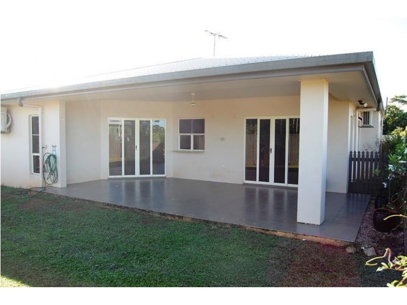 17 De Roma Close, Innisfail QLD 4860