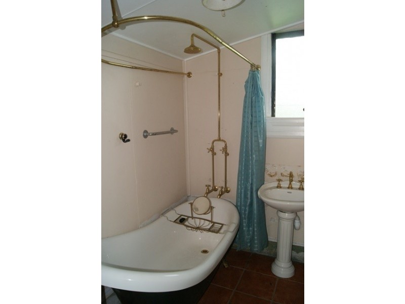 6 Eastwood st, Babinda QLD 4861