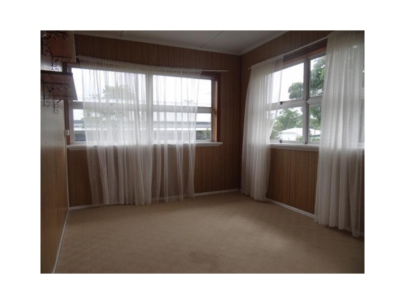 East Innisfail QLD 4860