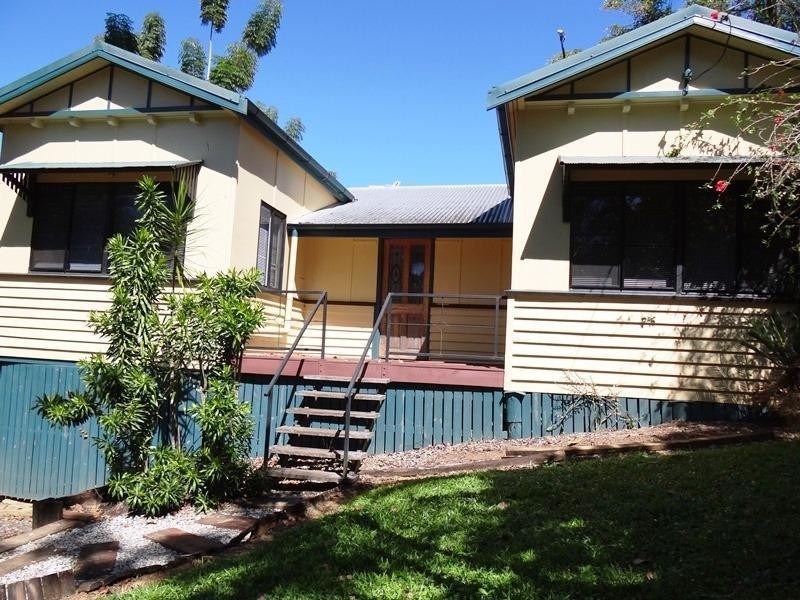 8 Clancy Road, East Innisfail QLD 4860