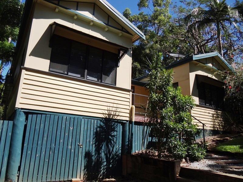 8 Clancy Road, East Innisfail QLD 4860