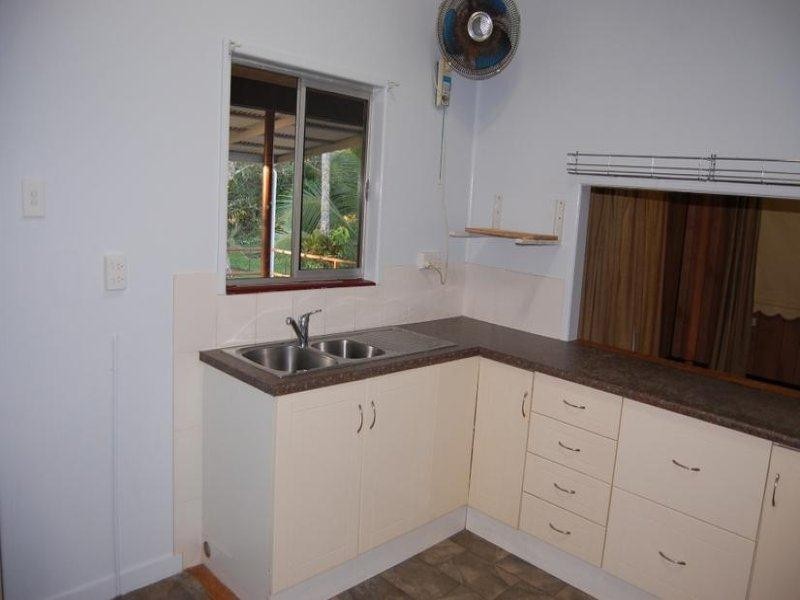 5 Webb Crescent, East Innisfail QLD 4860
