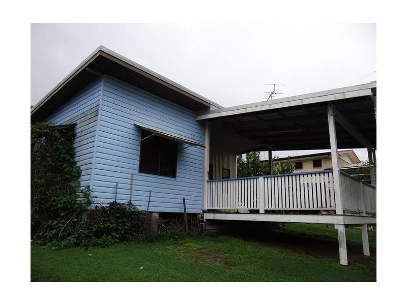 21 JUDY STREET FLYING FISH POINT, Flying Fish Point QLD 4860
