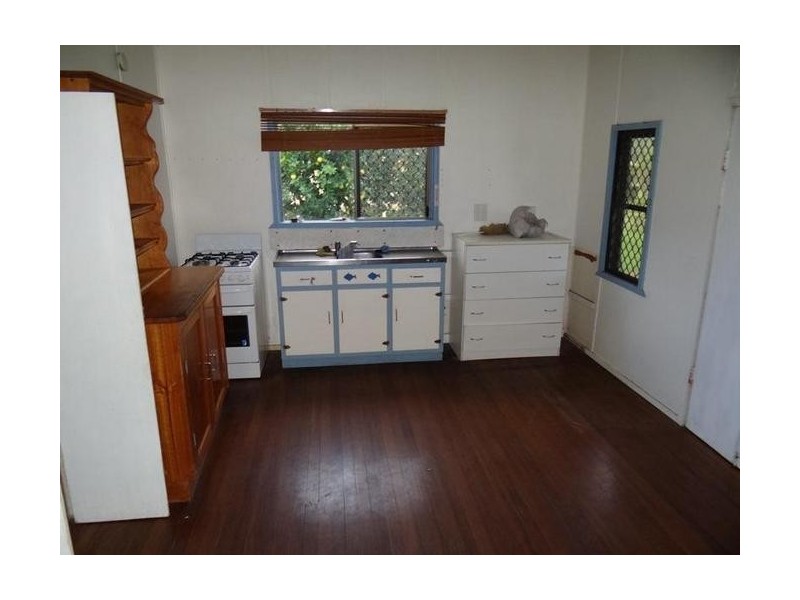 21 JUDY STREET FLYING FISH POINT, Flying Fish Point QLD 4860