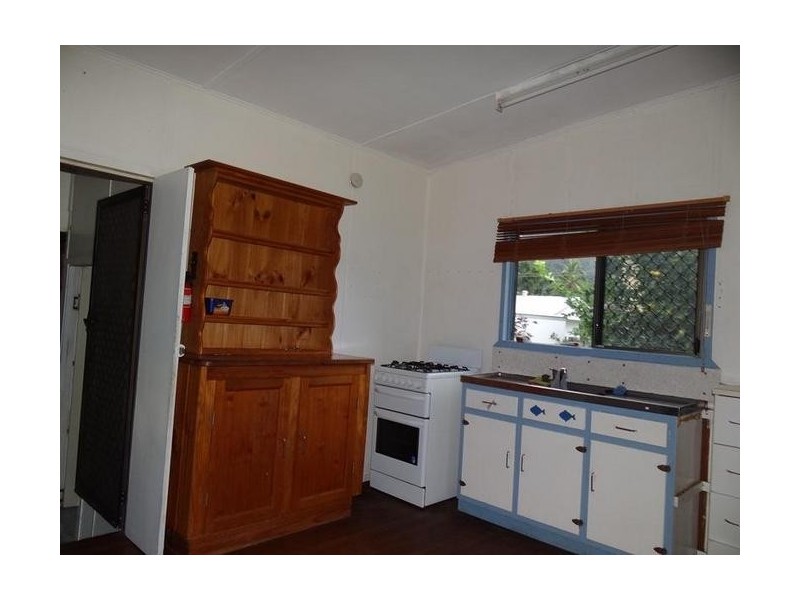 21 JUDY STREET FLYING FISH POINT, Flying Fish Point QLD 4860