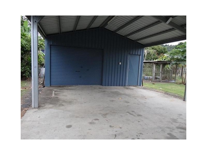 21 JUDY STREET FLYING FISH POINT, Flying Fish Point QLD 4860