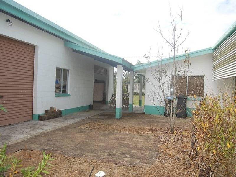 19 Hargreave Street, Kurrimine Beach QLD 4871