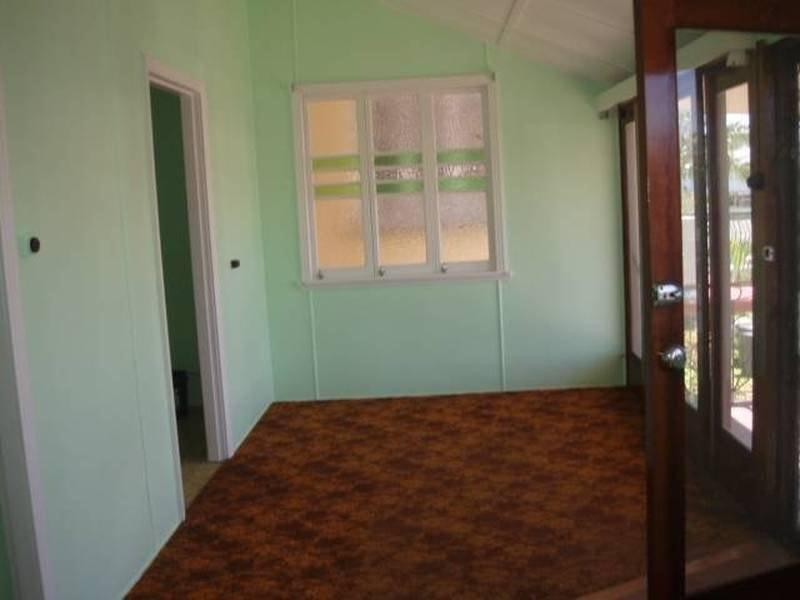 10 Lily Street, Innisfail QLD 4860