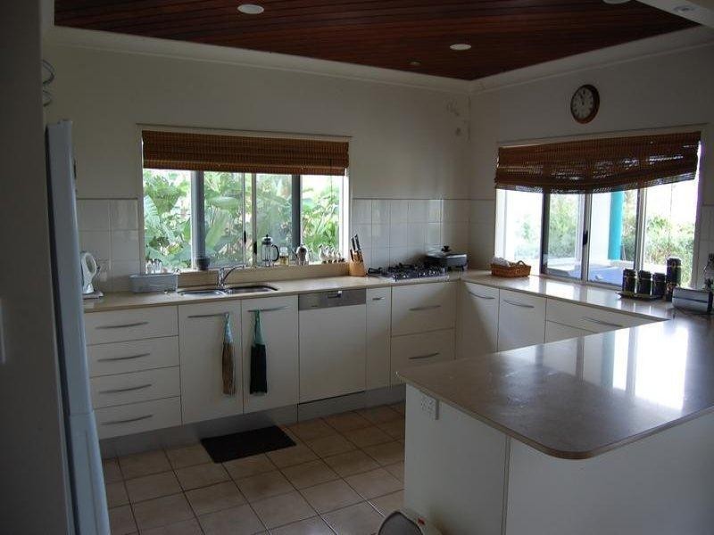 10 Johnston Road, Coquette Point QLD 4860