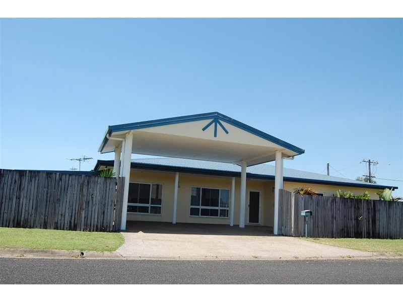 14 BROAD Street, Etty Bay QLD 4858