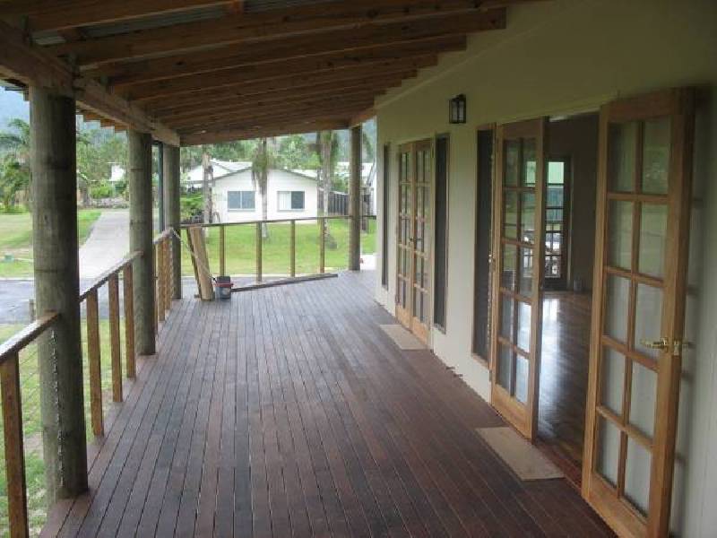 19 HARWOOD, Babinda QLD 4861