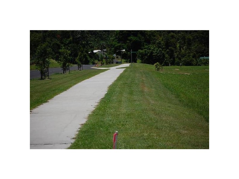 1 Christian, Innisfail QLD 4860