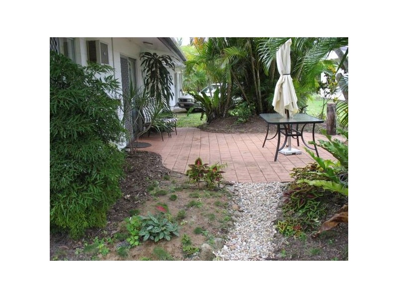 5 & 7 Dawson St, Bramston Beach QLD 4871