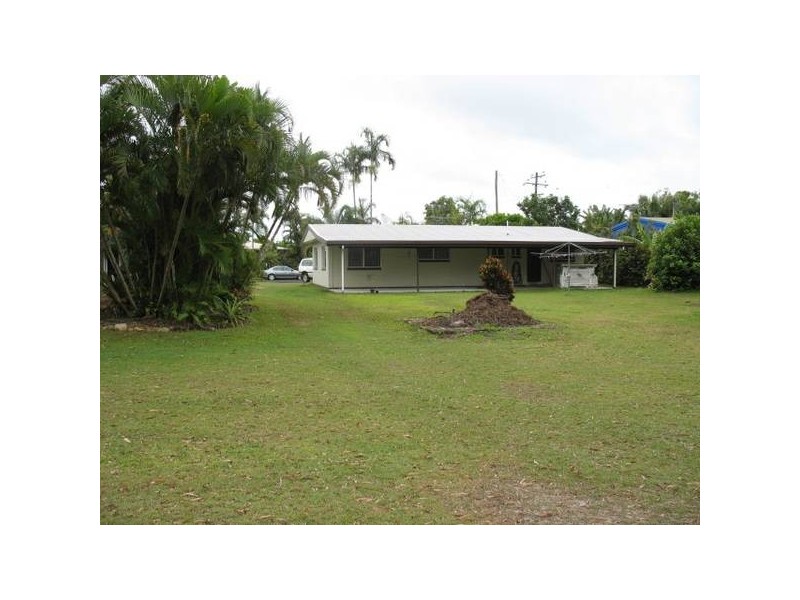 5 & 7 Dawson St, Bramston Beach QLD 4871