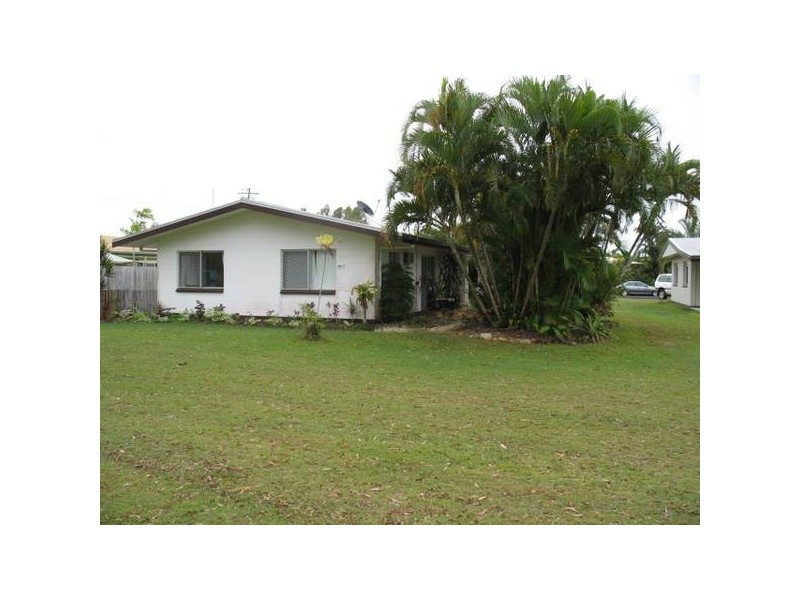5 & 7 Dawson St, Bramston Beach QLD 4871