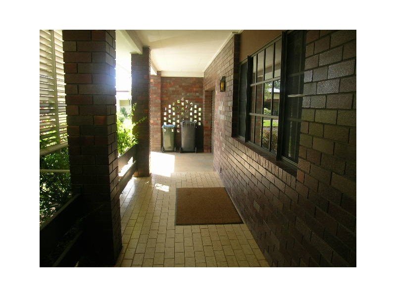 1 Patrick Parade, Innisfail Estate QLD 4860