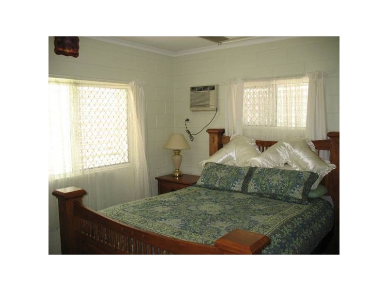 40 Payne, East Innisfail QLD 4860