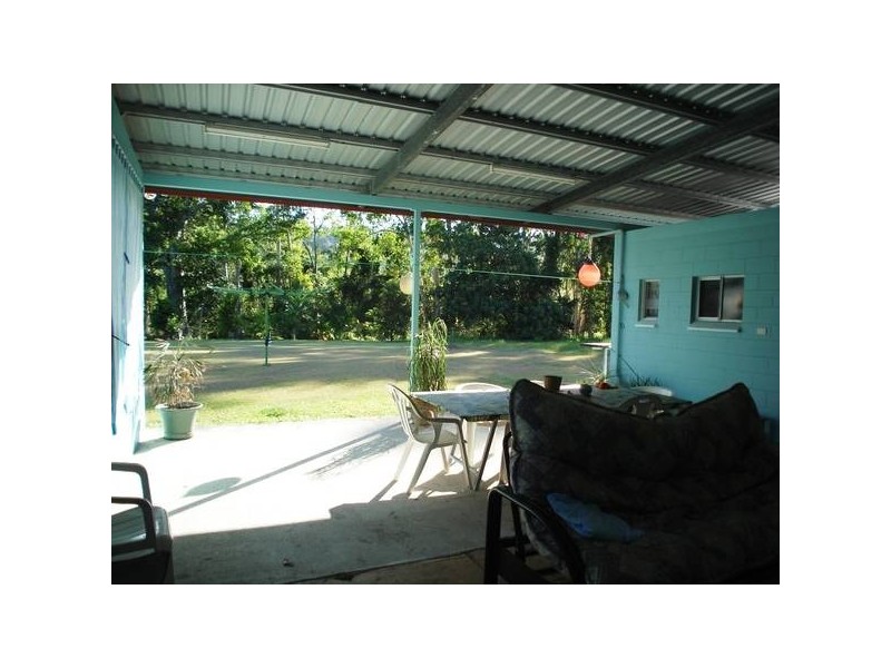 19 Evans Road, Bramston Beach QLD 4871