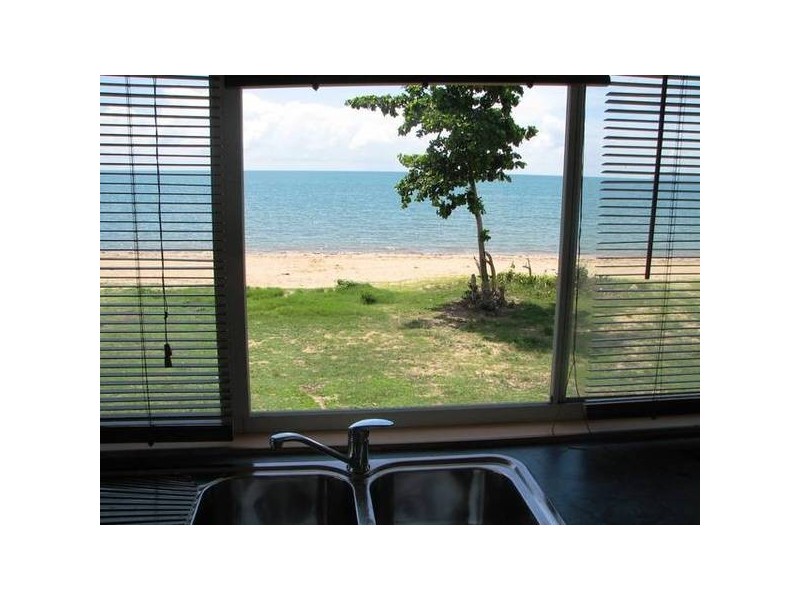 Kurrimine Beach QLD 4871