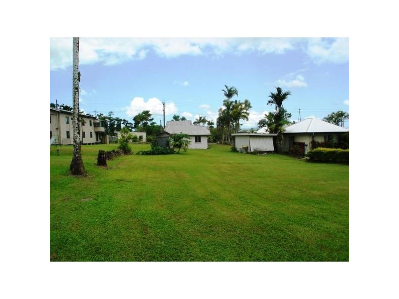 8 Parry Street, Babinda QLD 4861