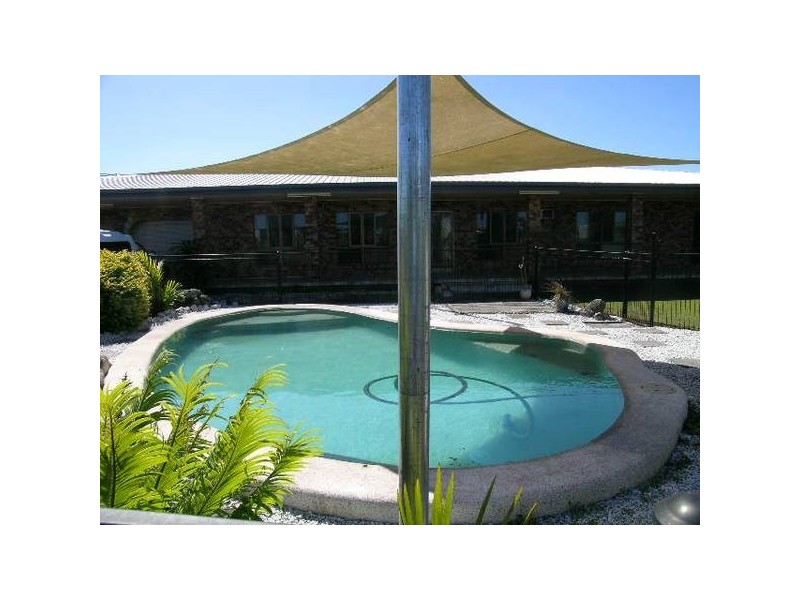 1 La Rocco Close, Innisfail QLD 4860