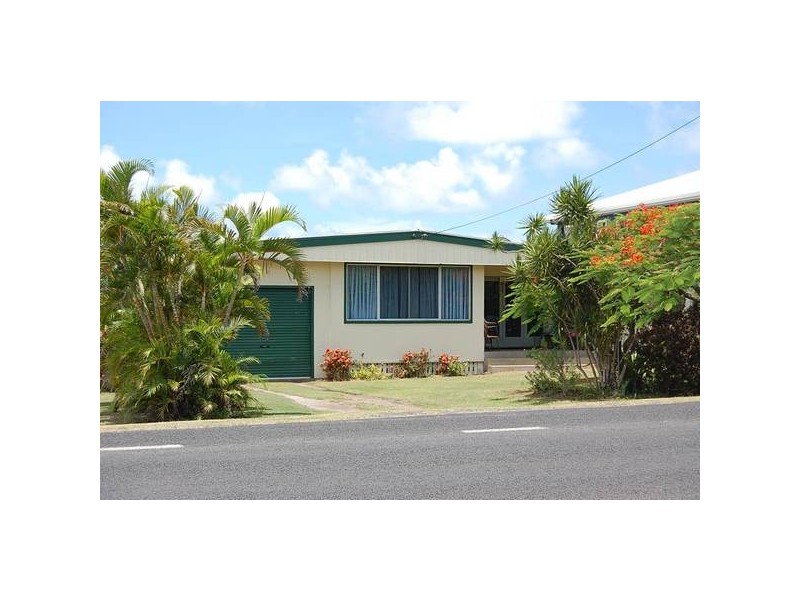 Kurrimine Beach QLD 4871