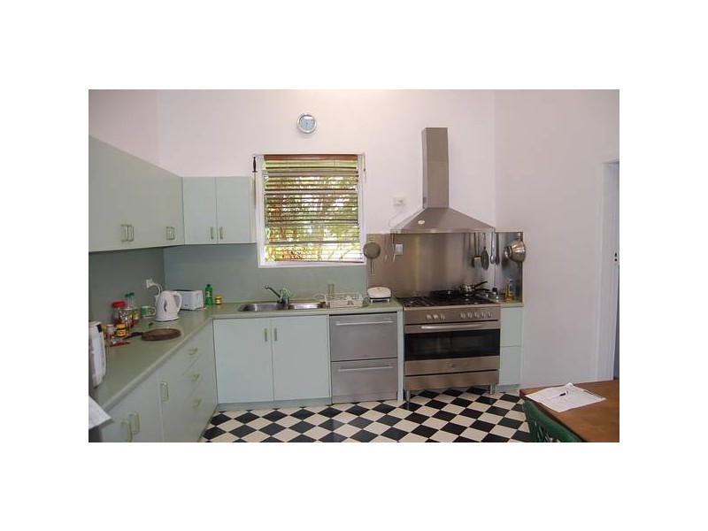 8 Phyllis Street, Innisfail QLD 4860