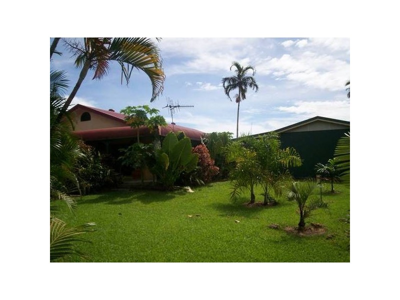 24 TOM CARR CL., Innisfail QLD 4860