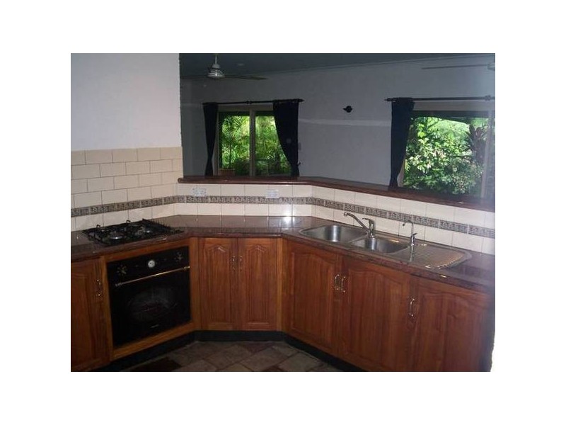 24 TOM CARR CL., Innisfail QLD 4860