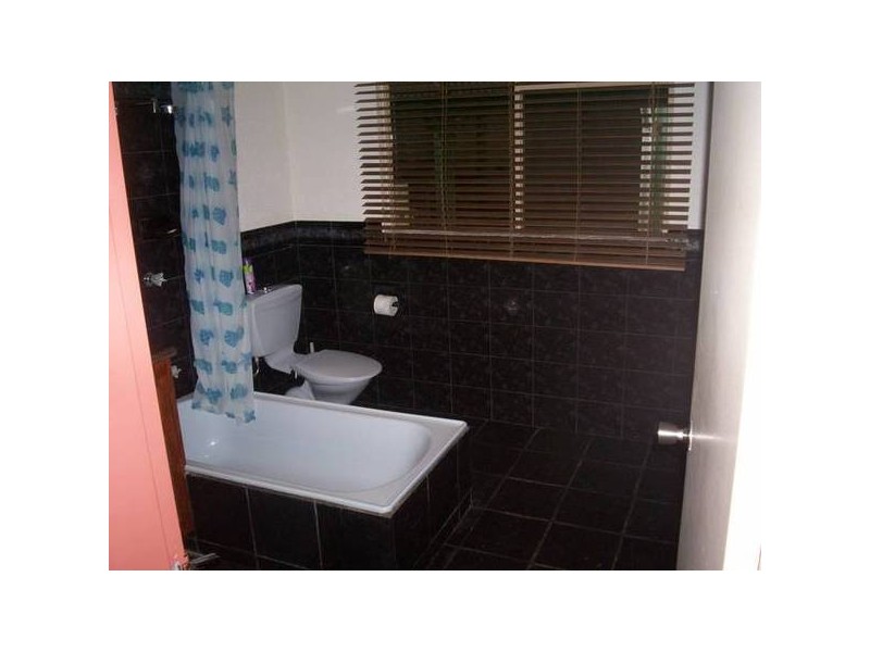 24 TOM CARR CL., Innisfail QLD 4860