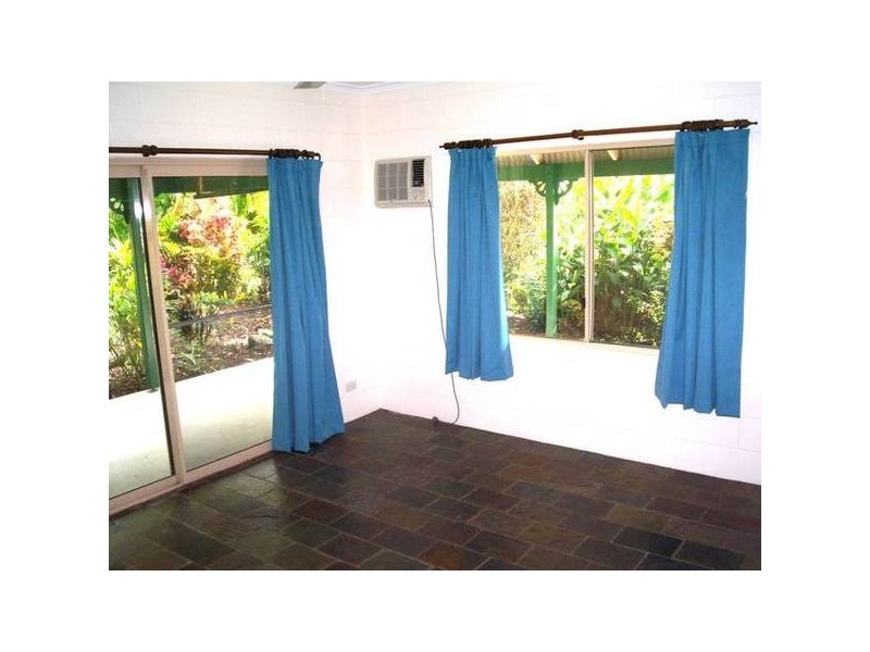 24 TOM CARR CL., Innisfail QLD 4860