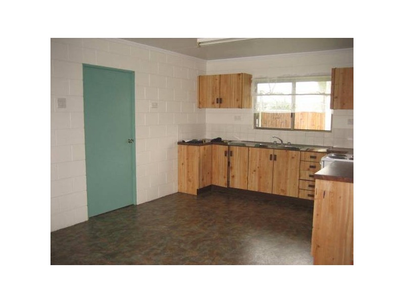 1/20 Nelson Street, Innisfail Estate QLD 4860