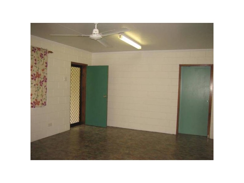 1/20 Nelson Street, Innisfail Estate QLD 4860