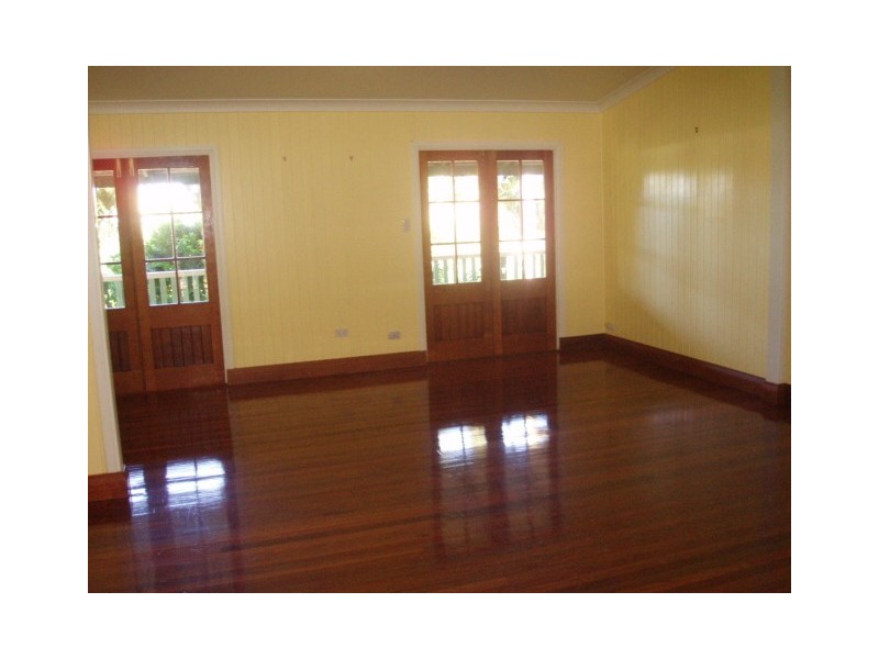 17 Enid, Flying Fish Point QLD 4860