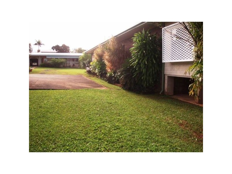8 Bella Vista Avenue, Innisfail QLD 4860