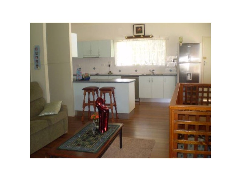 10 Hargreave Street, Kurrimine Beach QLD 4871