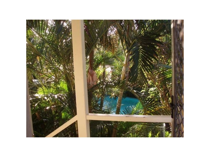 10 Hargreave Street, Kurrimine Beach QLD 4871