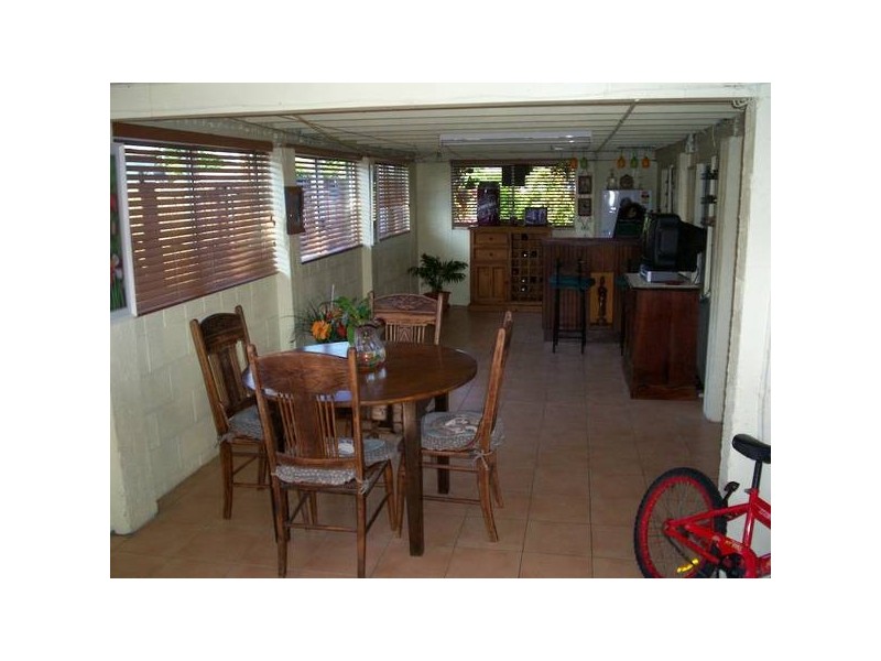 38 EASTWOOD ST, Babinda QLD 4861